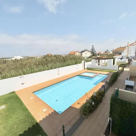 Baleal Family Apartamento